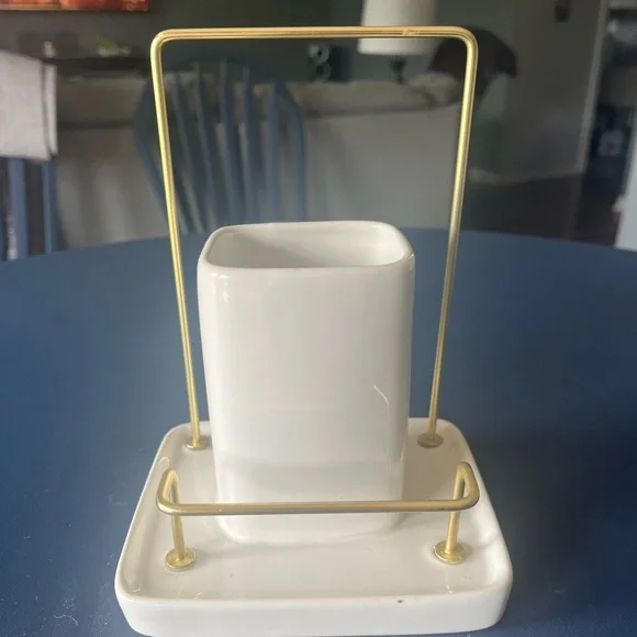 Southern Living At Home White and Gold Bath Accessory - Picture 1 of 5